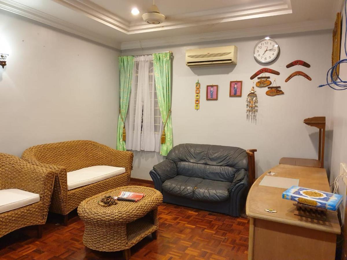 Lavender Impian Homestay Kajang Exterior photo