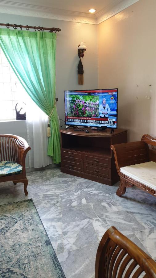Lavender Impian Homestay Kajang Exterior photo